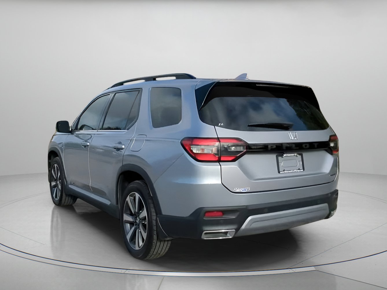 Used 2024 Honda Pilot Touring image 21