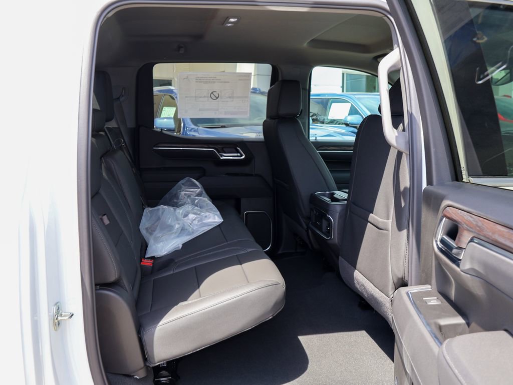 New 2026 GMC Sierra 1500 SLT AWD/4WD image 29