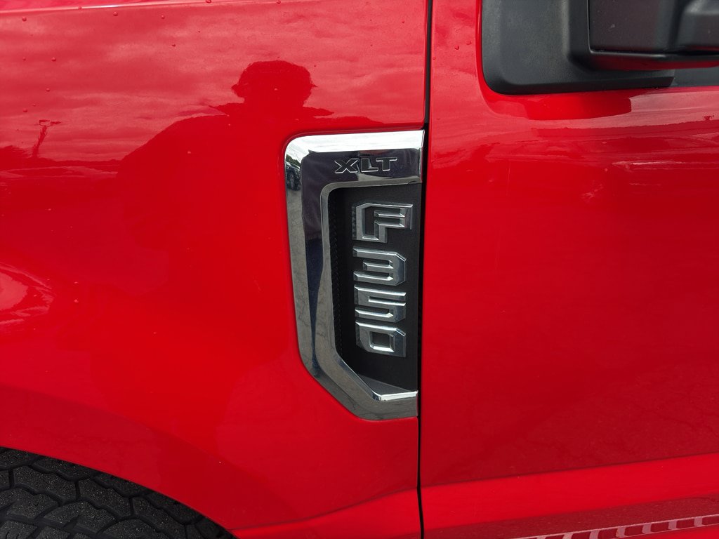 Used 2021 Ford F350 XLT w/ XLT Value Package AWD/4WD image 9