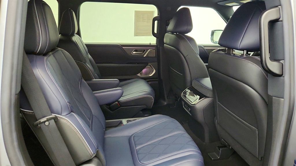 Used 2026 INFINITI QX80 4WD image 26