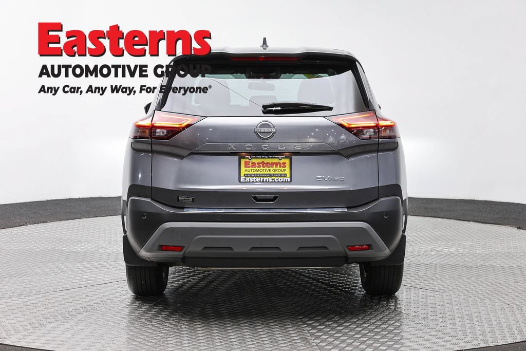 Used 2023 Nissan Rogue SV AWD/4WD image 6