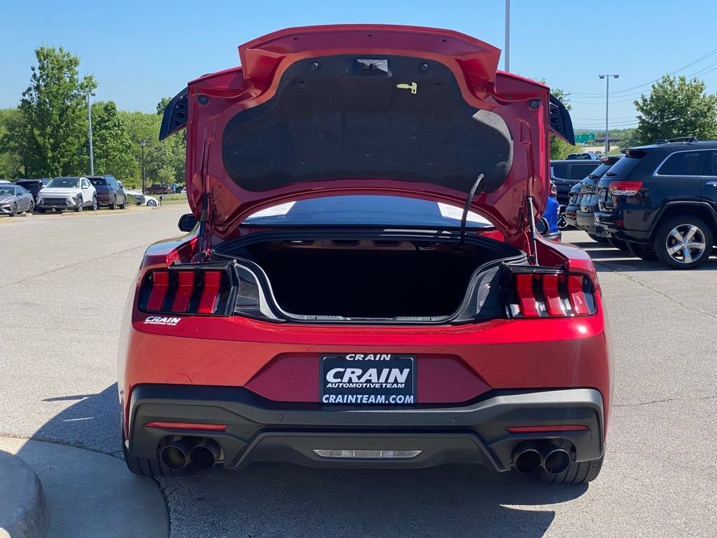 Used 2024 Ford Mustang GT Premium RWD image 9
