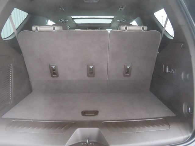 Used 2022 Chevrolet Tahoe LT w/ Luxury Package image 32