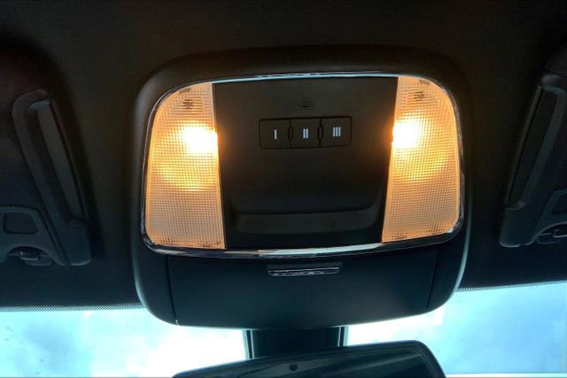 Used 2017 Dodge Charger R/T Scat Pack w/ Dynamics Package image 32