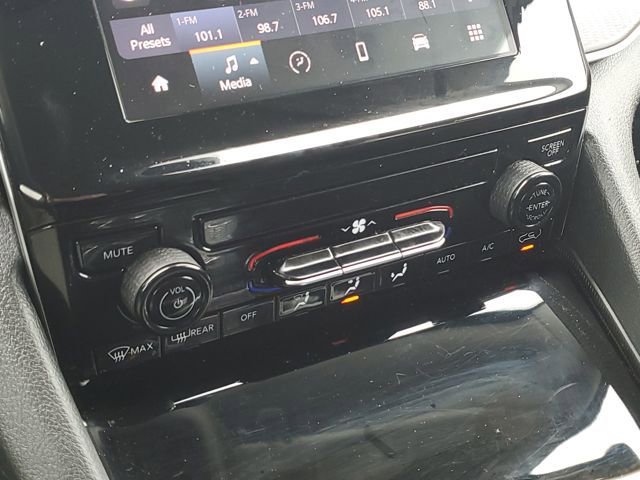 Used 2023 Jeep Grand Cherokee L Laredo AWD/4WD image 19