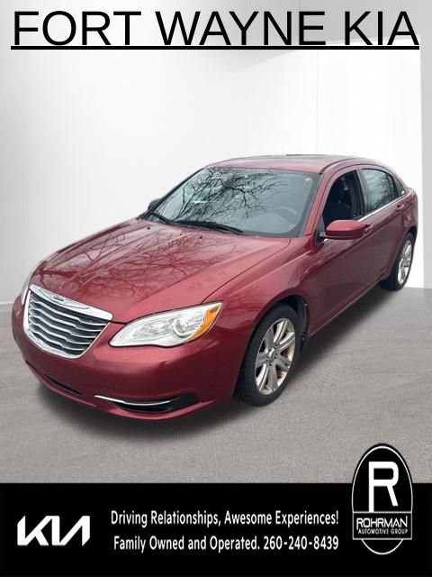 Used 2013 Chrysler 200 Touring image 1