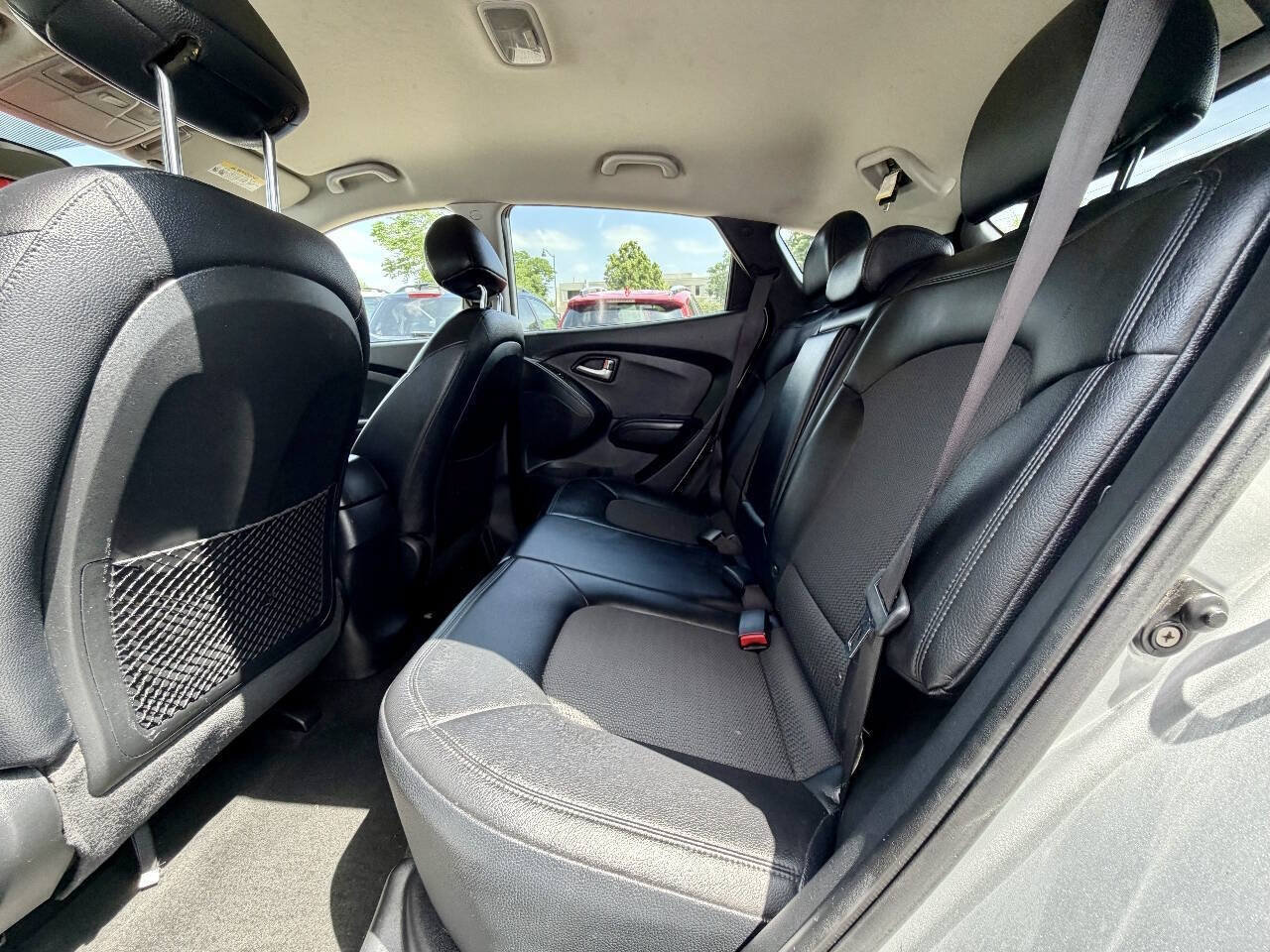 Used 2011 Hyundai Tucson GLS AWD/4WD image 23