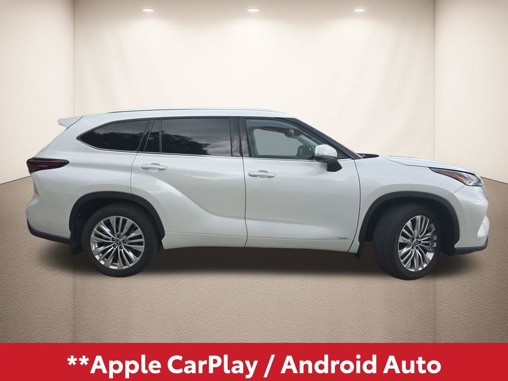 Used 2025 Toyota Highlander Platinum AWD/4WD video 3