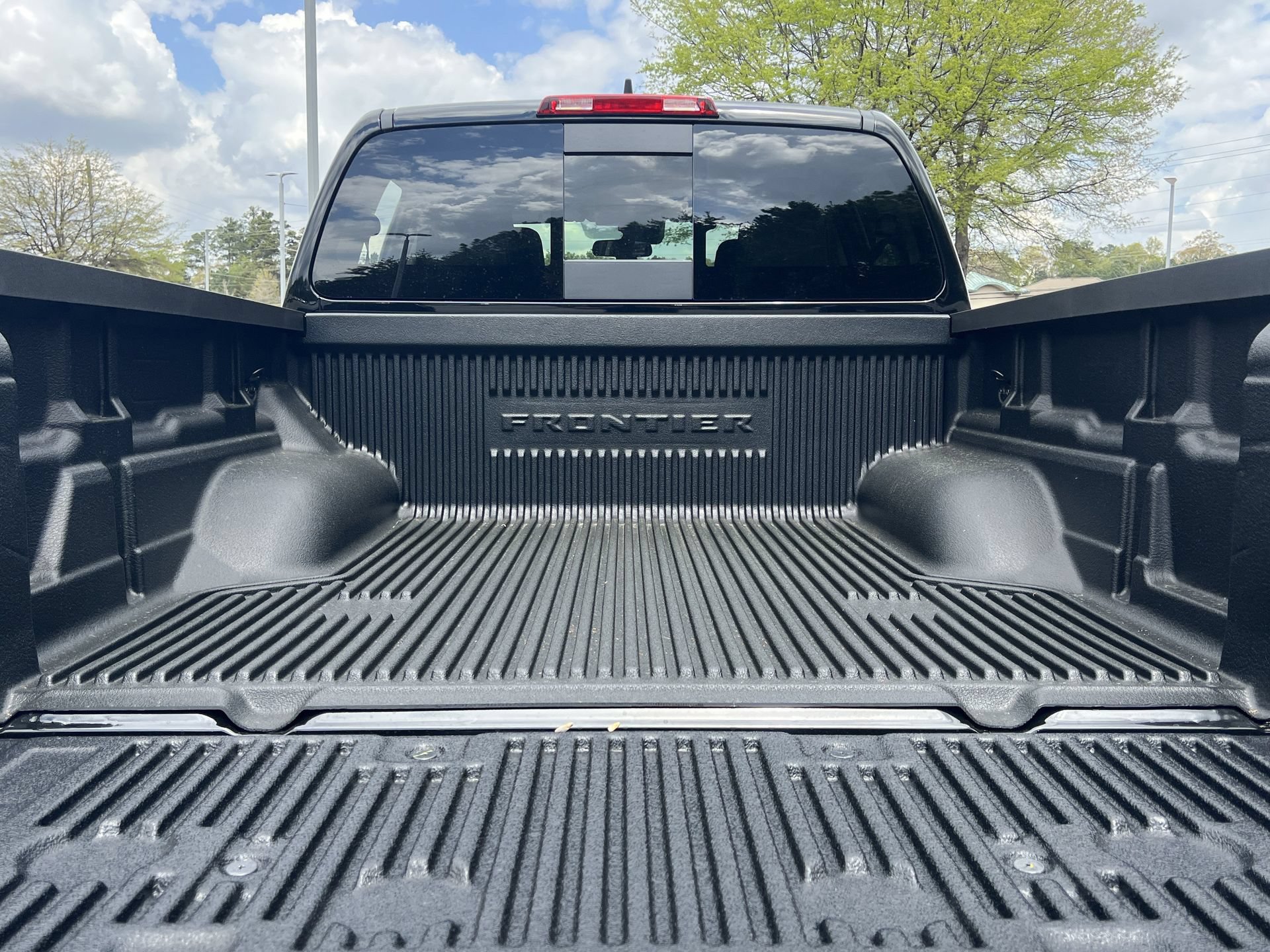New 2026 Nissan Frontier SV w/ Tow Package AWD/4WD image 19