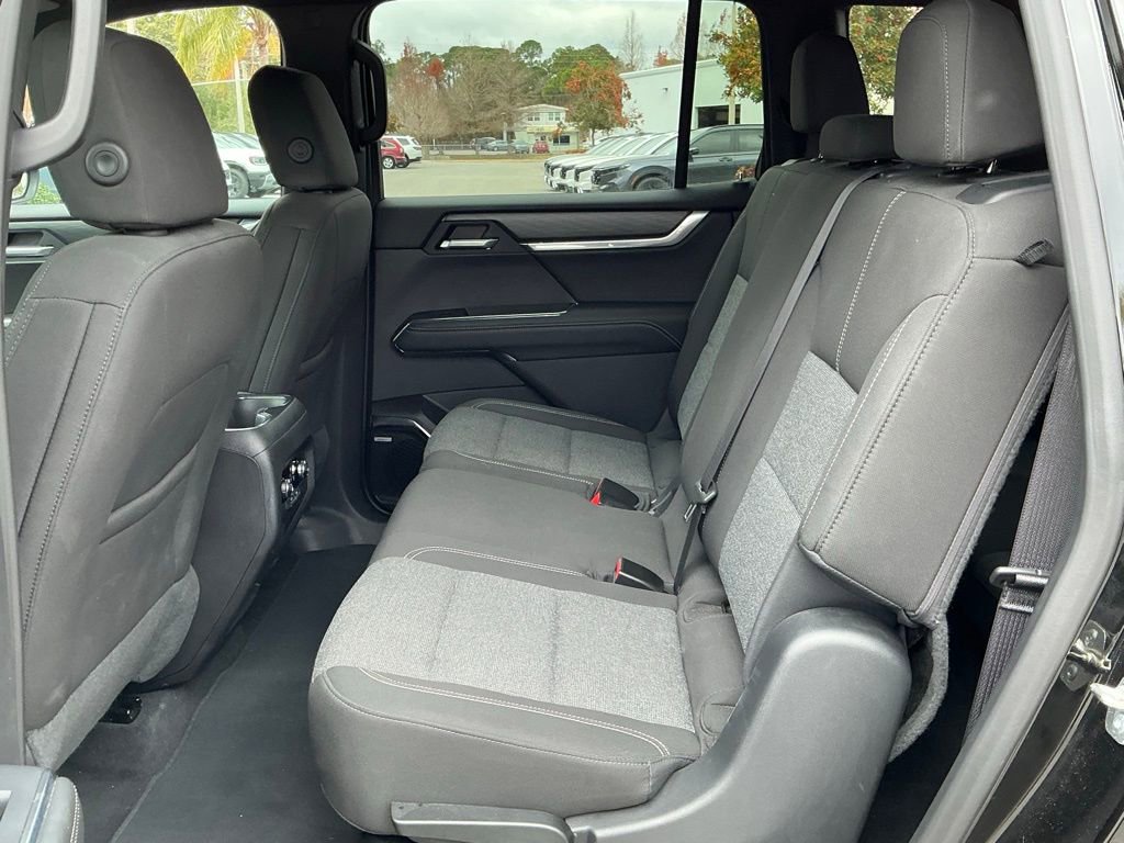 Certified 2025 GMC Acadia Elevation image 32