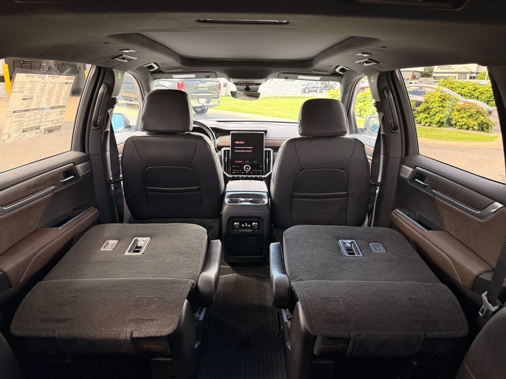 New 2026 GMC Acadia Denali Ultimate w/ LPO, Floor Liner Package FWD image 25
