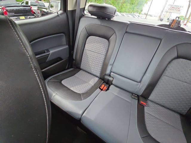 Used 2015 Chevrolet Colorado Z71 AWD/4WD image 10