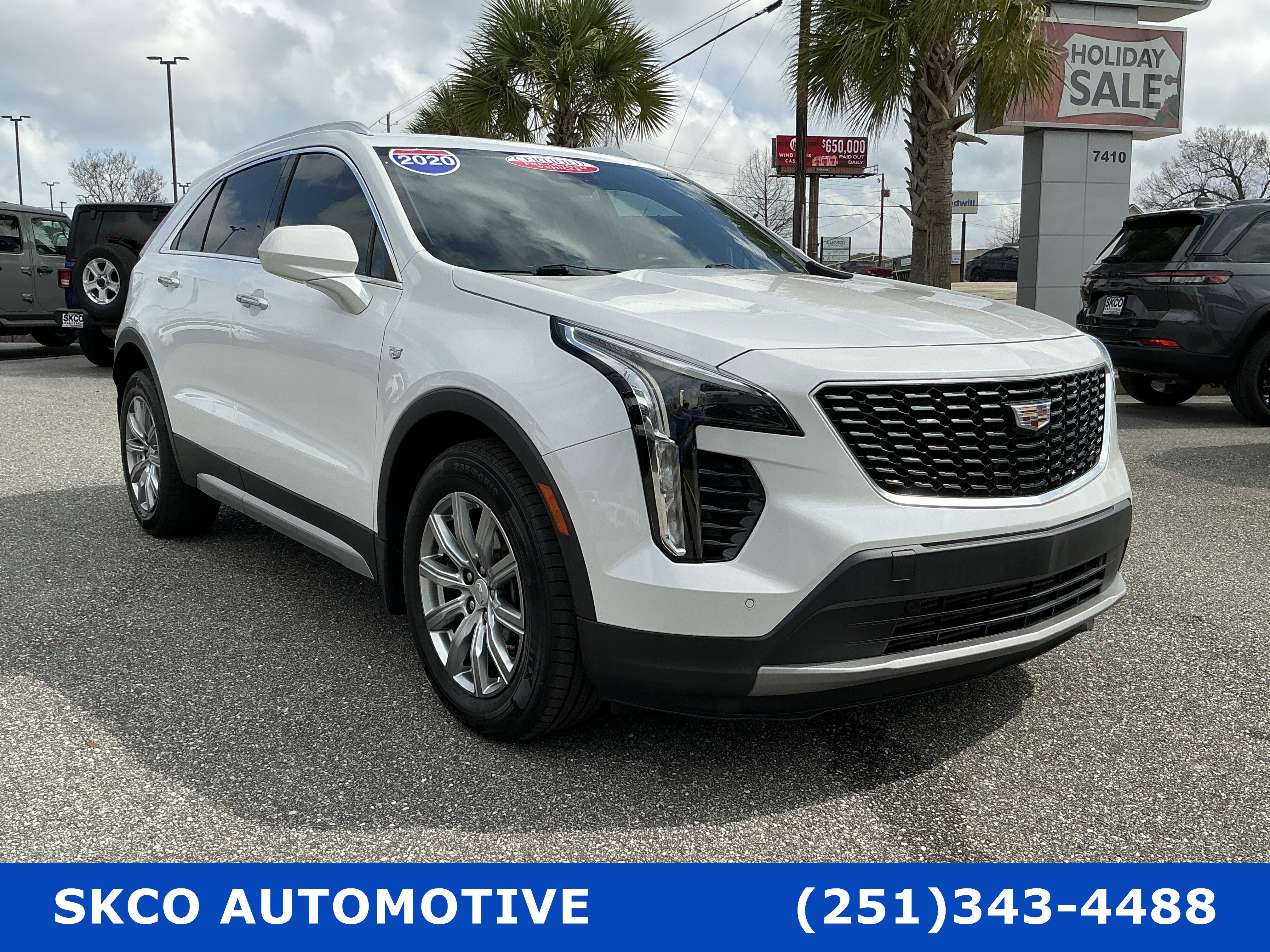 Used 2020 Cadillac XT4 Premium Luxury w/ Driver Awareness Package image 7