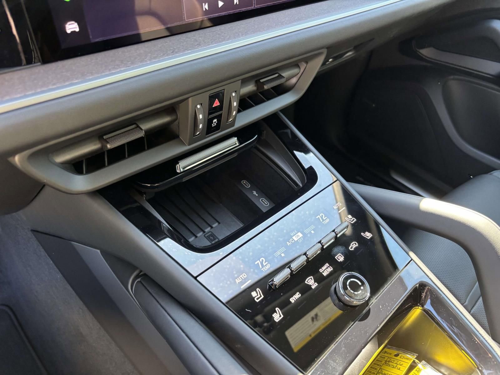 New 2026 Porsche Cayenne image 32