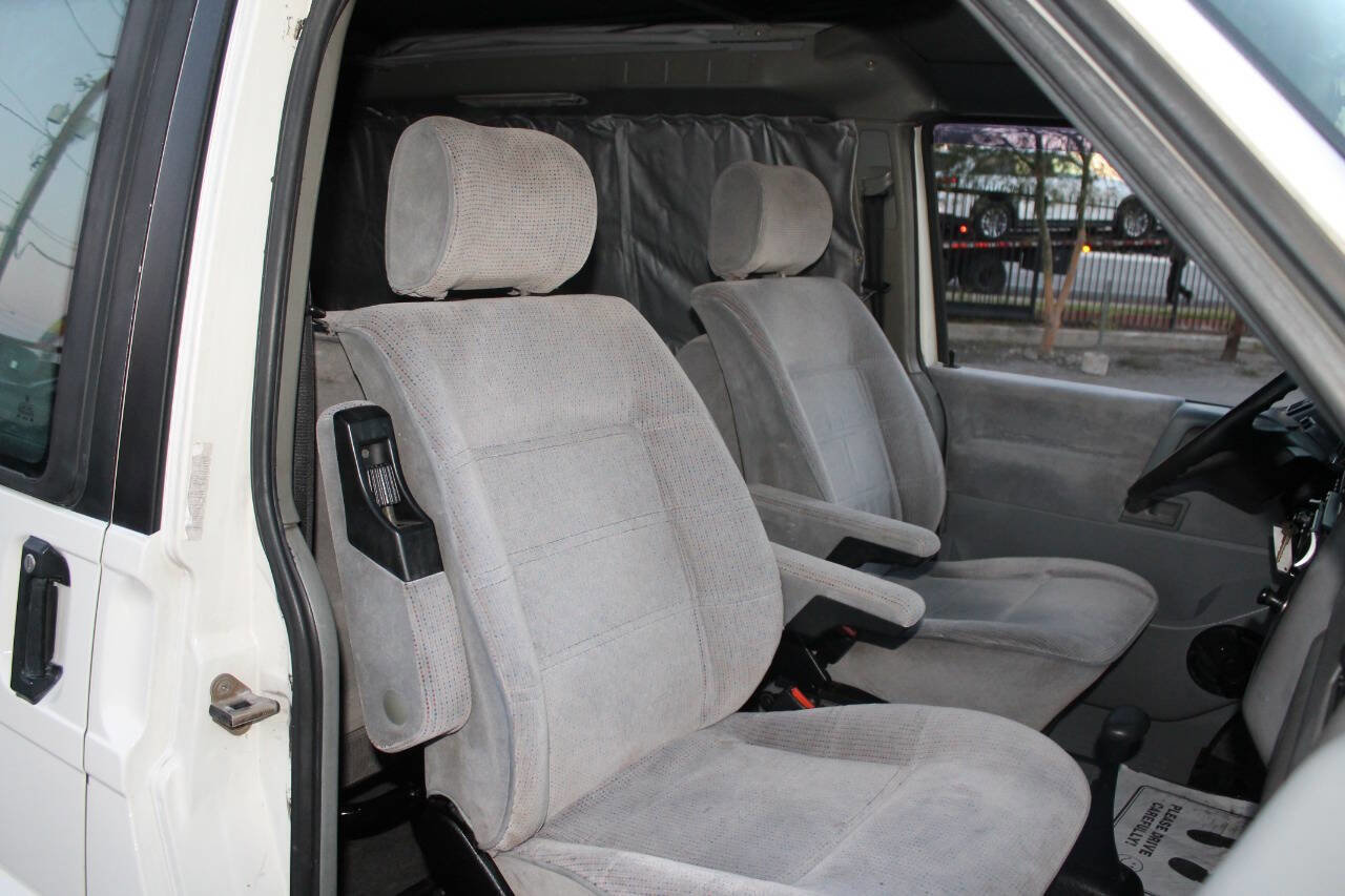 Used 1993 Volkswagen Eurovan MV image 18