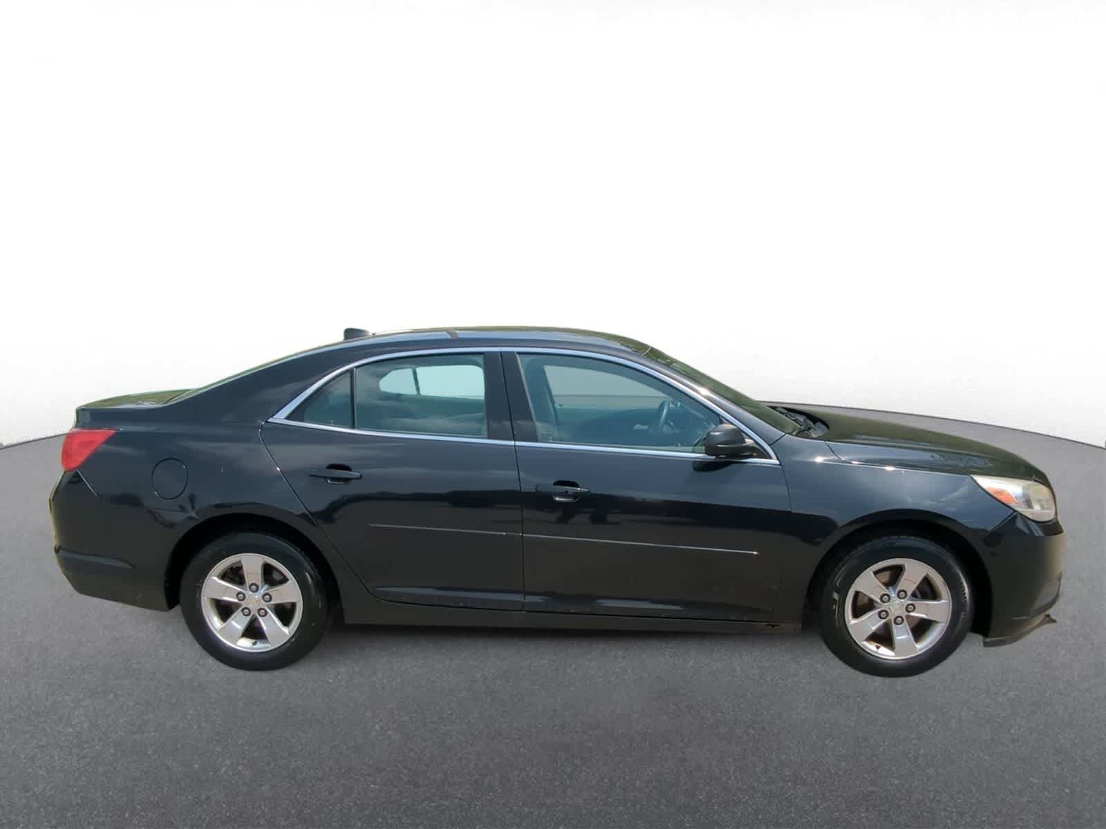 Used 2013 Chevrolet Malibu LS w/ Protection Package FWD image 9