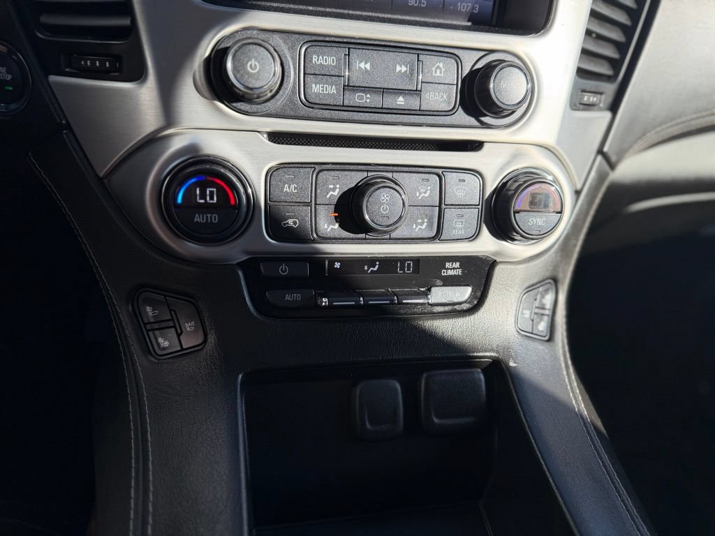 Used 2016 GMC Yukon SLT AWD/4WD image 23