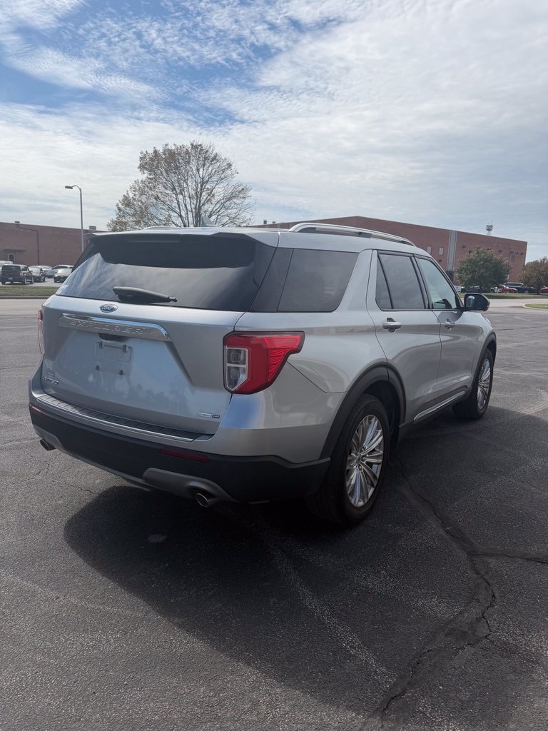 Used 2020 Ford Explorer Limited AWD/4WD image 7