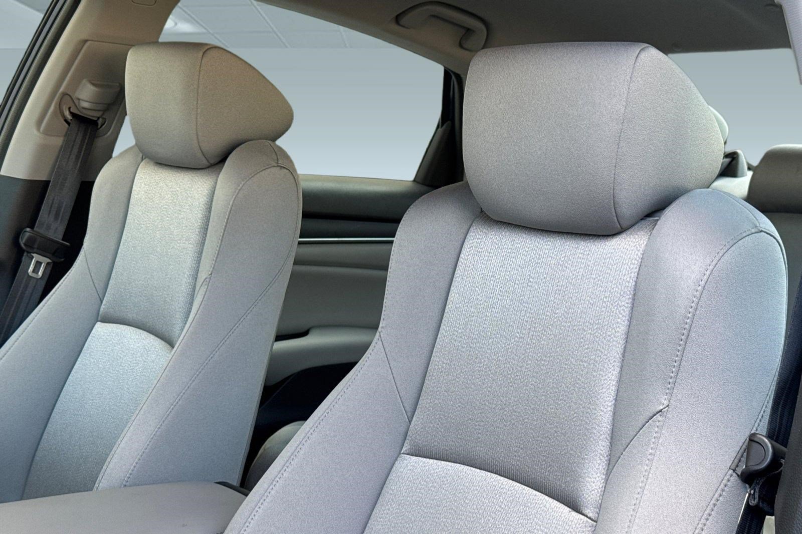 Used 2018 Honda Accord Hybrid image 26
