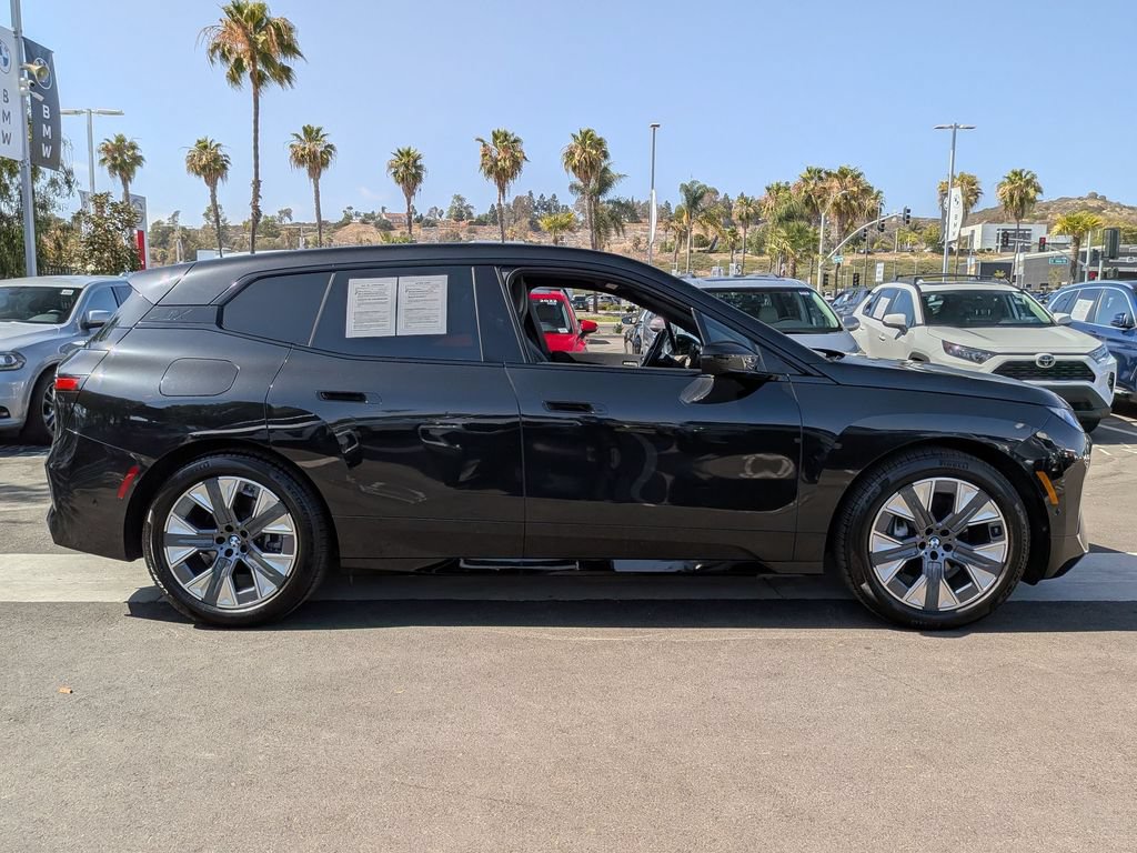 Certified 2026 BMW iX xDrive45 w/ Premium Package AWD/4WD image 3