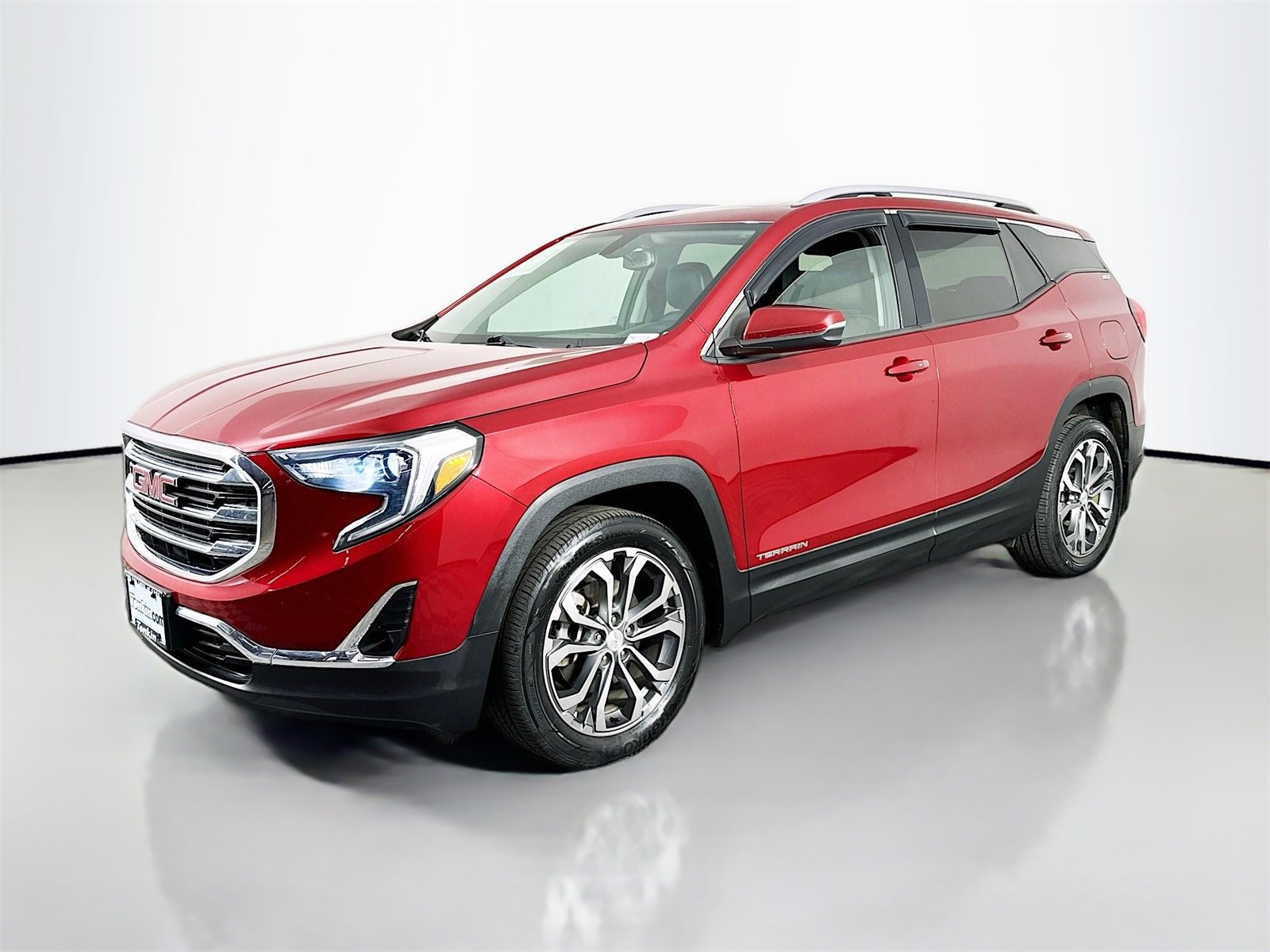 Used 2019 GMC Terrain SLT w/ Preferred Package image 3
