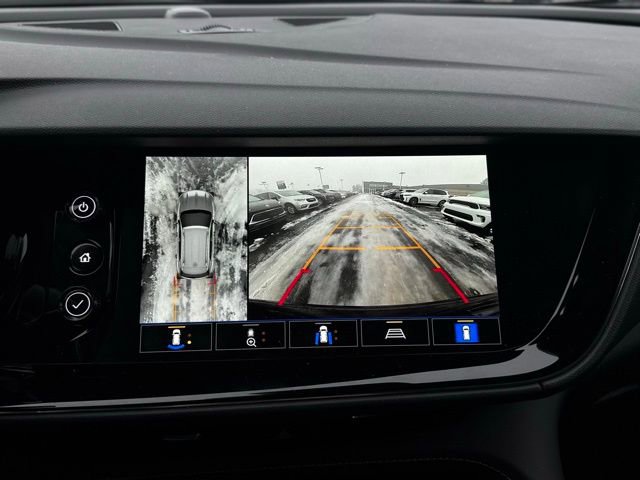 Used 2022 Buick Envision Avenir w/ Technology Package II image 40