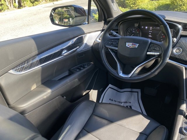Used 2023 Cadillac XT6 Premium Luxury w/ Technology Package image 35