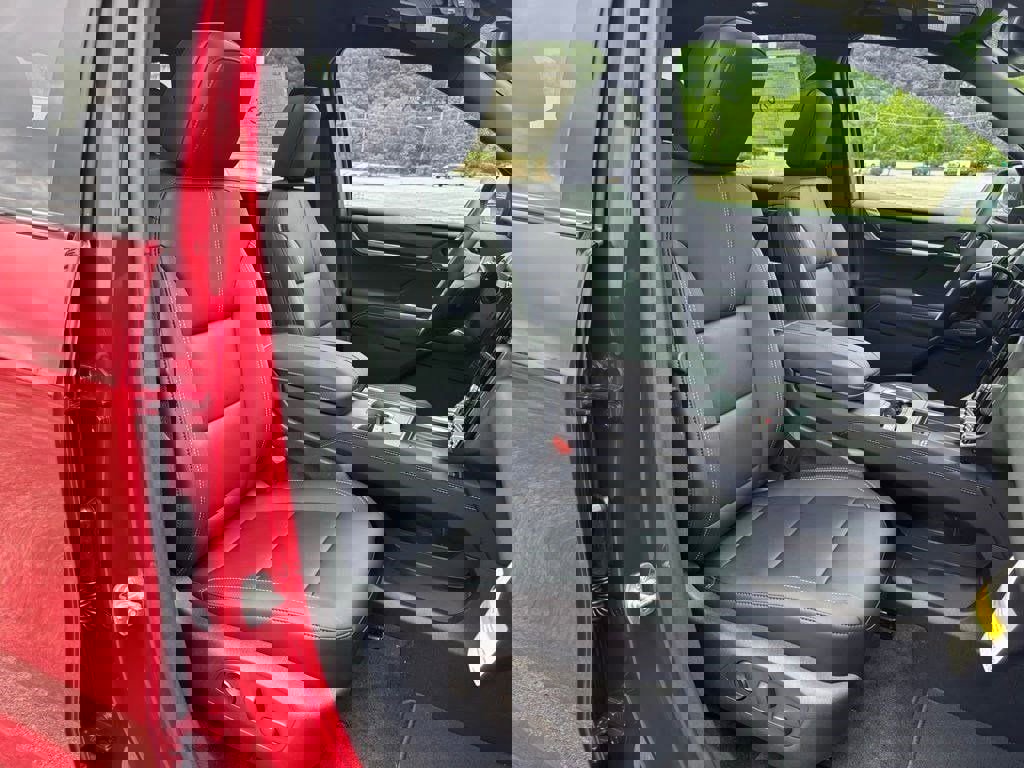 New 2025 GMC Acadia Elevation w/ Elevation Premium Package image 37