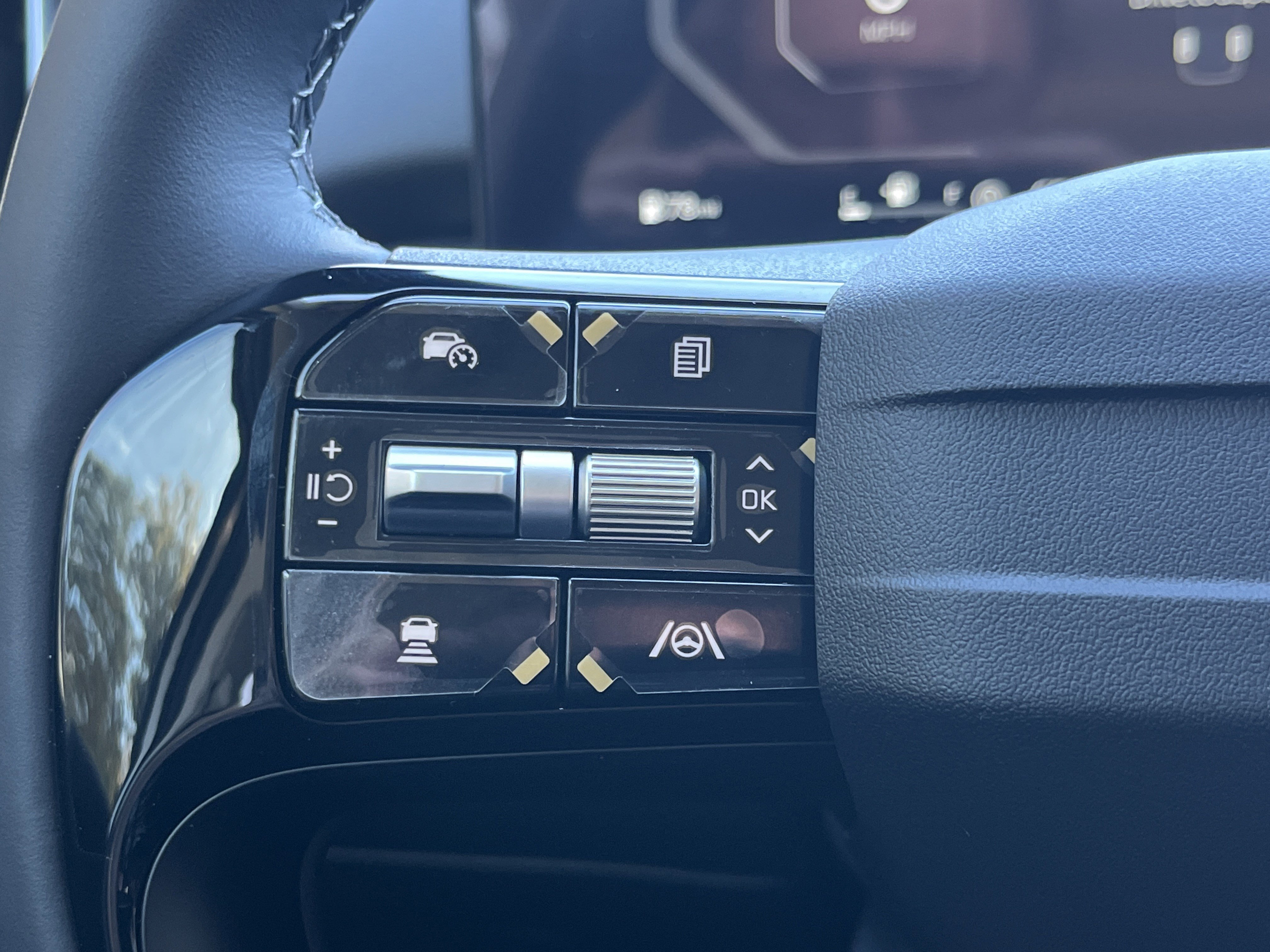 New 2026 Kia Sorento SX image 15