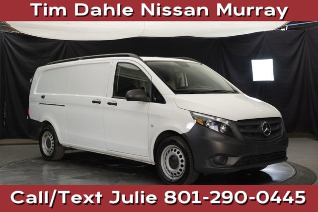 Used 2022 Mercedes-Benz Metris image 1