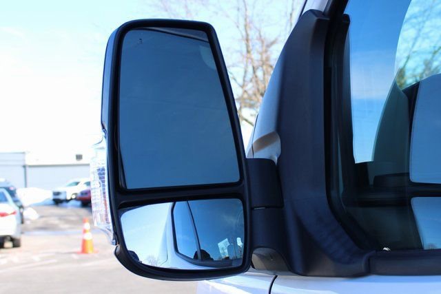 Used 2024 Ford Transit 350 XLT image 8