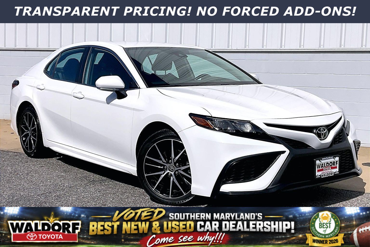 Used 2024 Toyota Camry SE FWD image 1