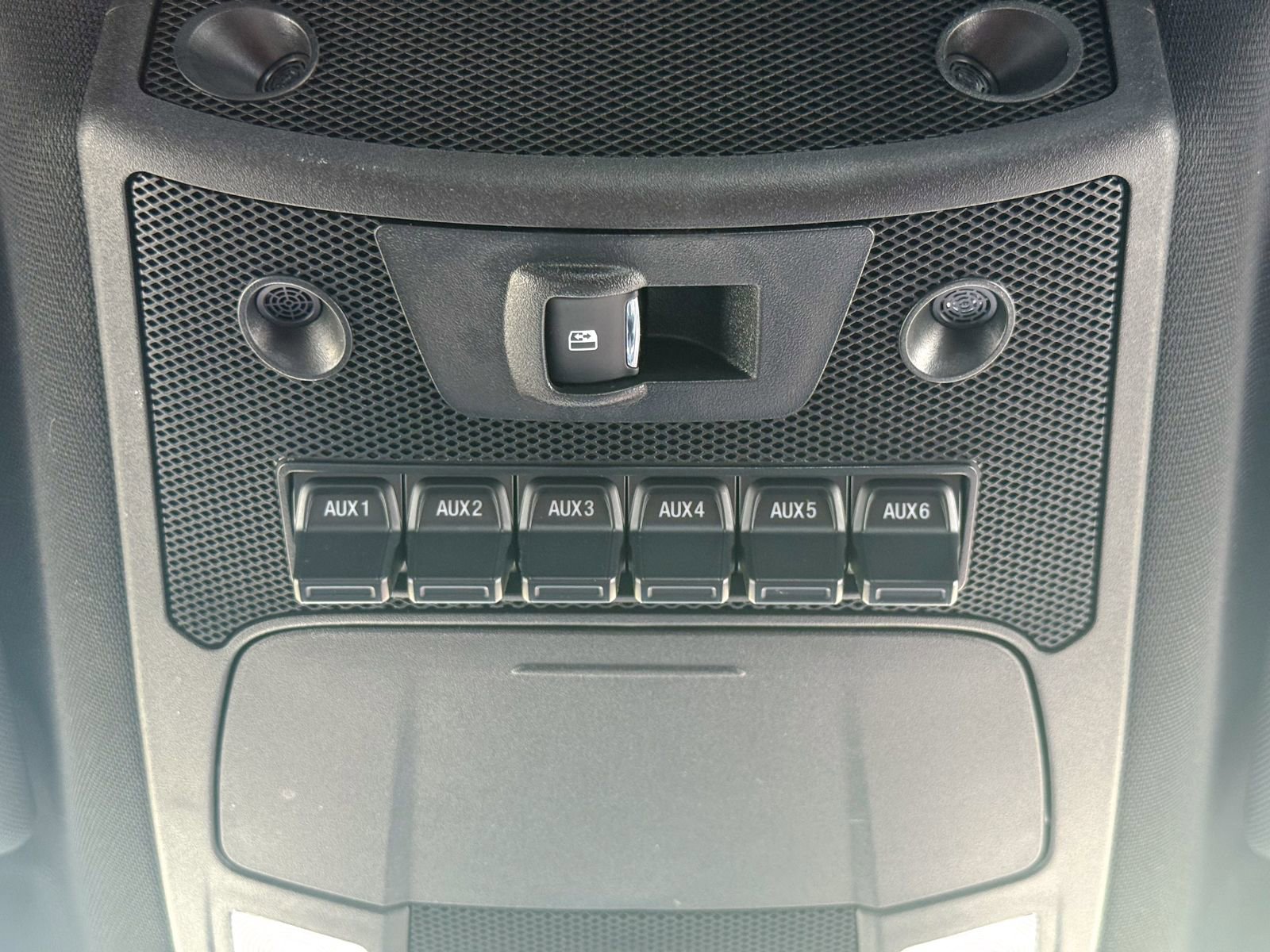 Certified 2019 Ford F250 Platinum w/ Platinum Ultimate Package AWD/4WD image 37