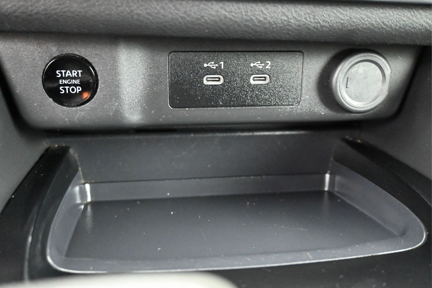 Used 2024 Nissan Rogue S FWD image 16