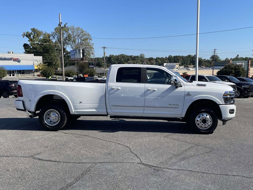 New 2026 RAM 3500 Limited image 9