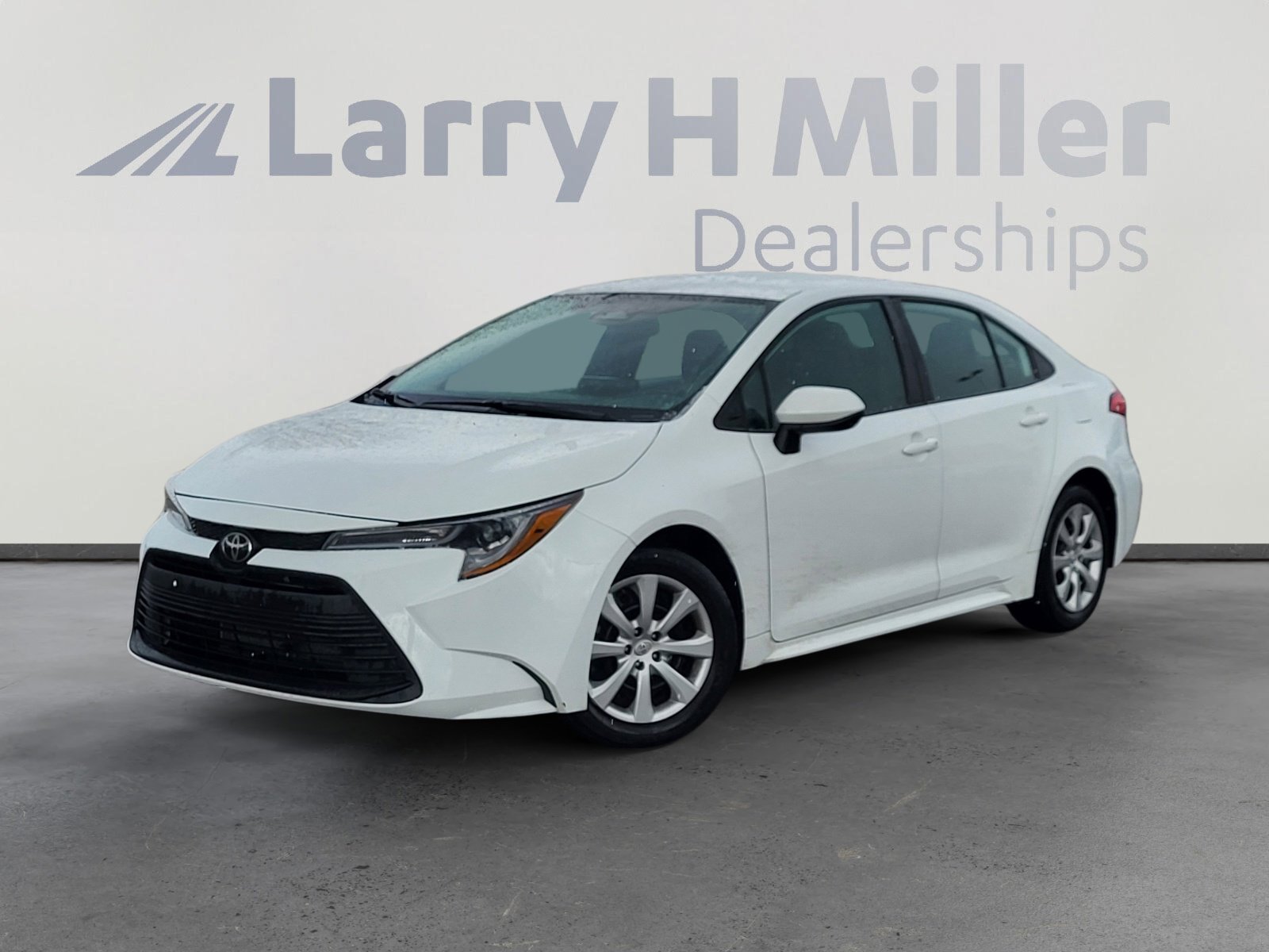 Certified 2024 Toyota Corolla LE image 1