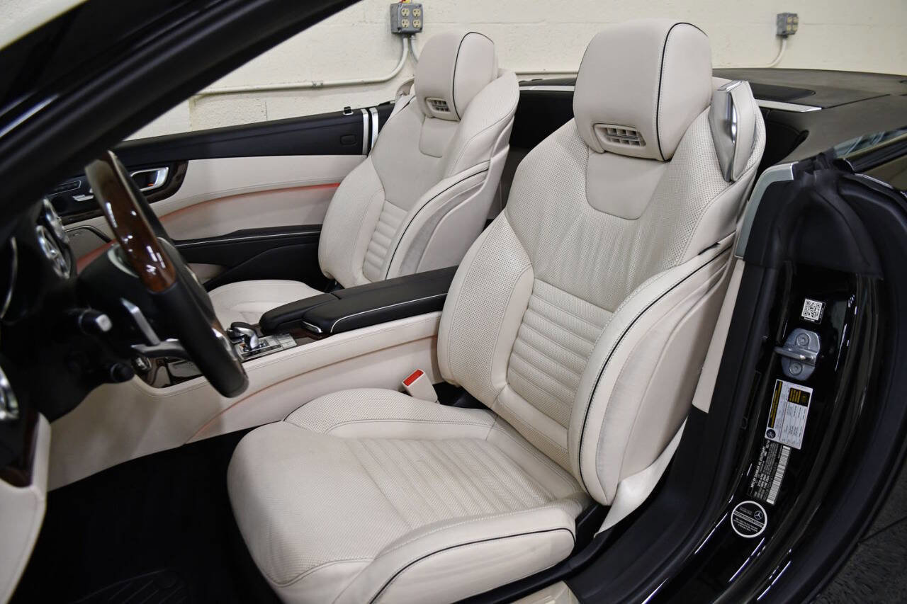 Used 2019 Mercedes-Benz SL 550 image 9