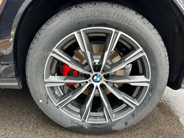 New 2026 BMW X6 xDrive40i image 7