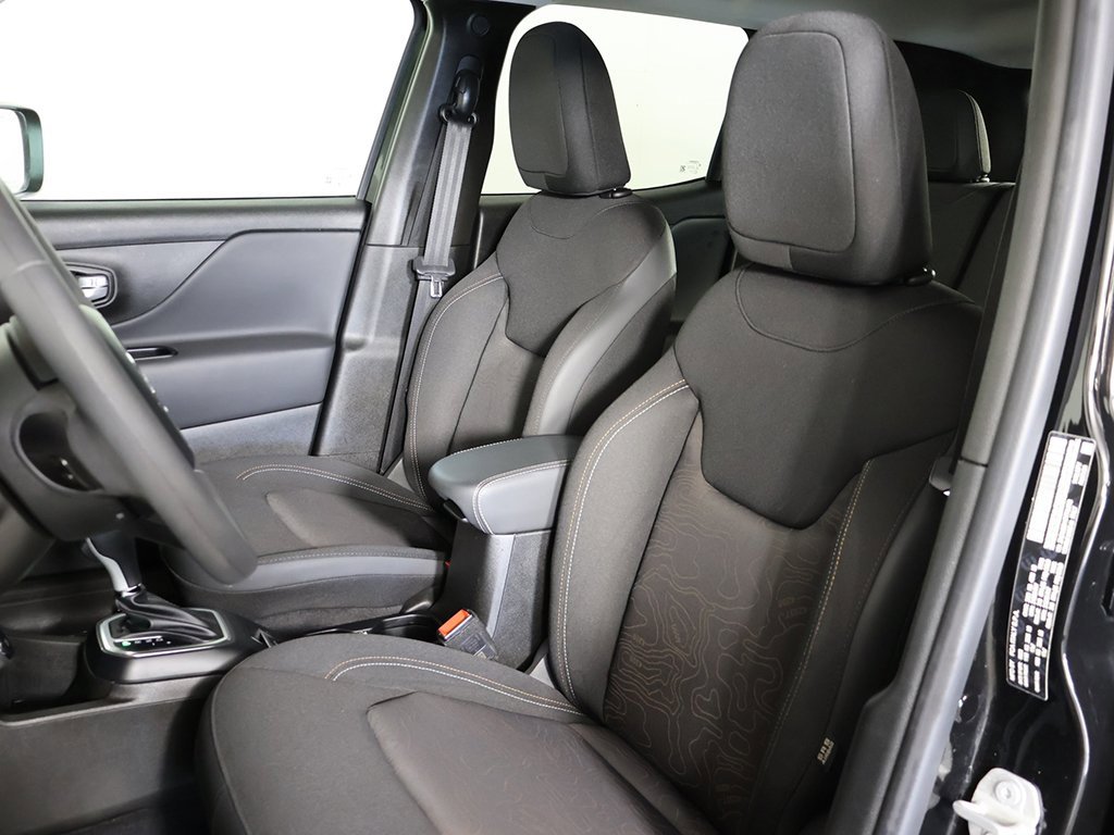 Used 2023 Jeep Renegade Latitude image 25