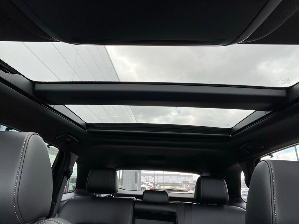 Certified 2025 MAZDA CX-70 Plug-In Hybrid w/ Premium Plus image 21