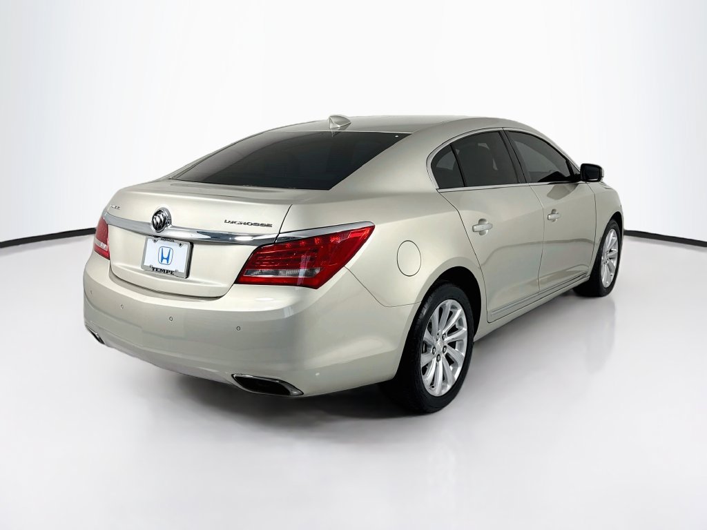 Used 2016 Buick LaCrosse Leather w/ Experience Buick Package FWD image 5