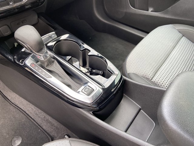 Used 2024 Chevrolet Trax LT w/ Driver Confidence Package FWD image 25