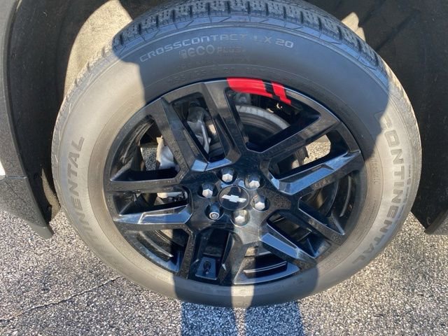 Used 2021 Chevrolet Traverse Premier w/ Redline Edition FWD image 10