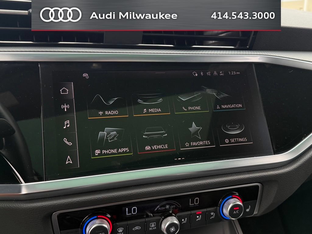 Used 2024 Audi Q3 2.0T Premium Plus AWD/4WD image 22