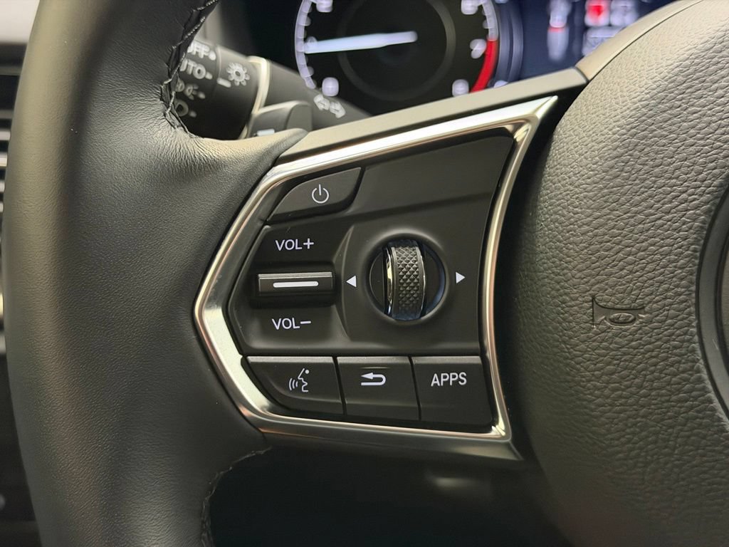 Used 2024 Acura RDX SH-AWD image 21