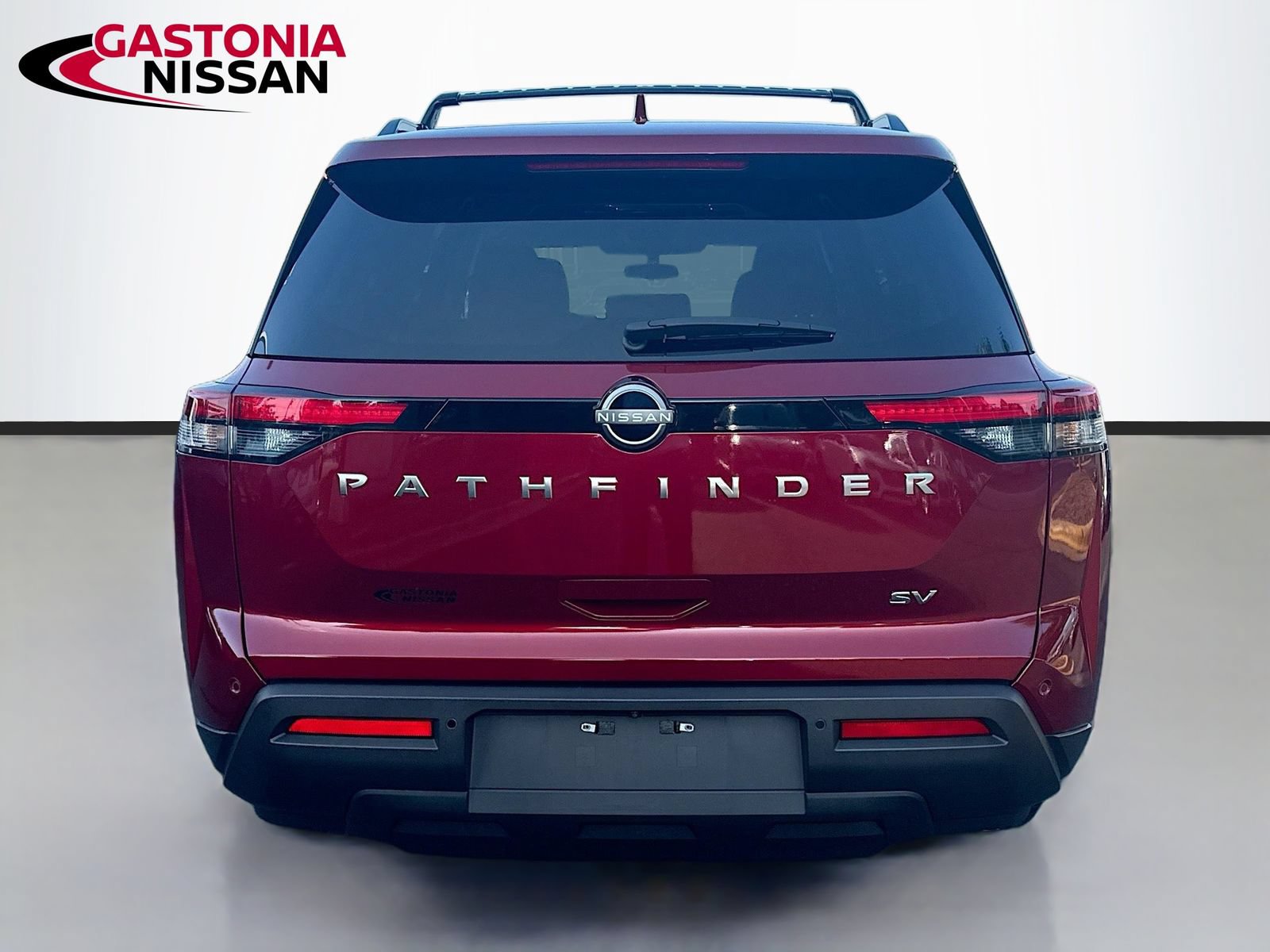 Used 2024 Nissan Pathfinder SV FWD image 9