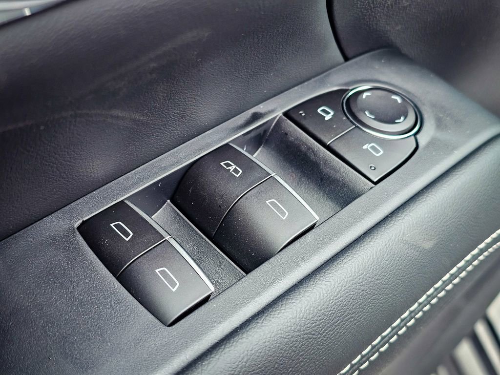 New 2026 GMC Terrain Denali w/ LPO, Floor Liner Package image 12