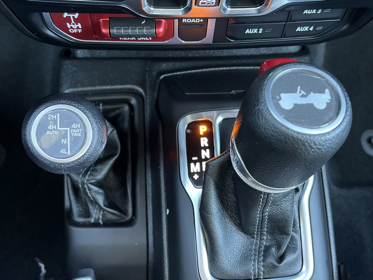 Used 2024 Jeep Wrangler Unlimited image 9