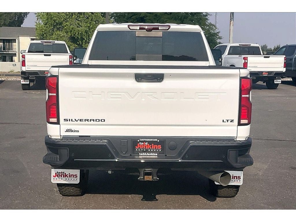 Used 2026 Chevrolet Silverado 3500 LTZ w/ Trail Boss Package AWD/4WD image 4