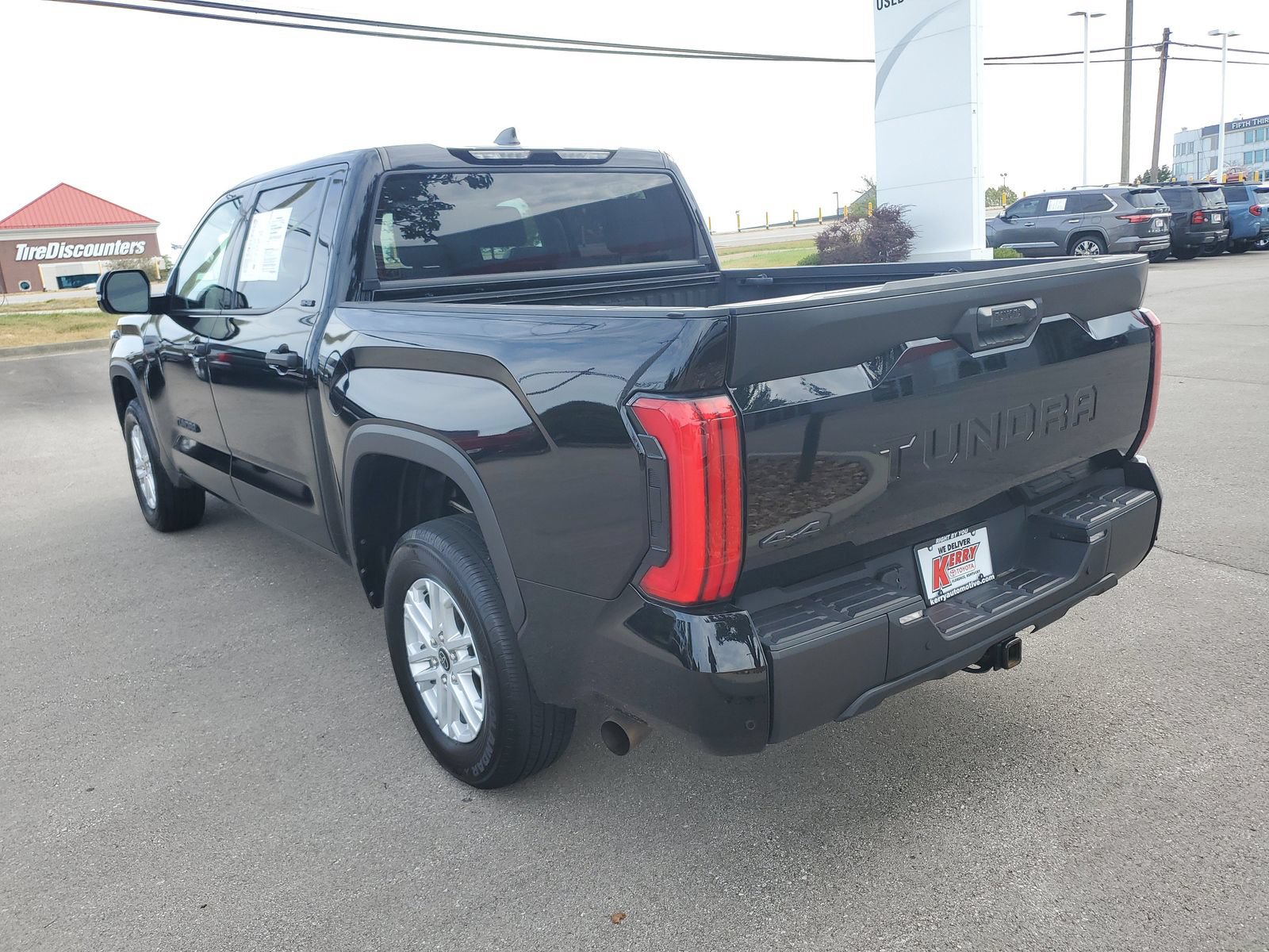 Certified 2024 Toyota Tundra SR5 w/ SR5 Convenience Package AWD/4WD image 3